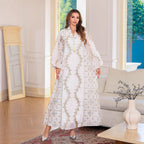 Heavy-duty mesh embroidery Middle Eastern abaya, a Muslim long robe